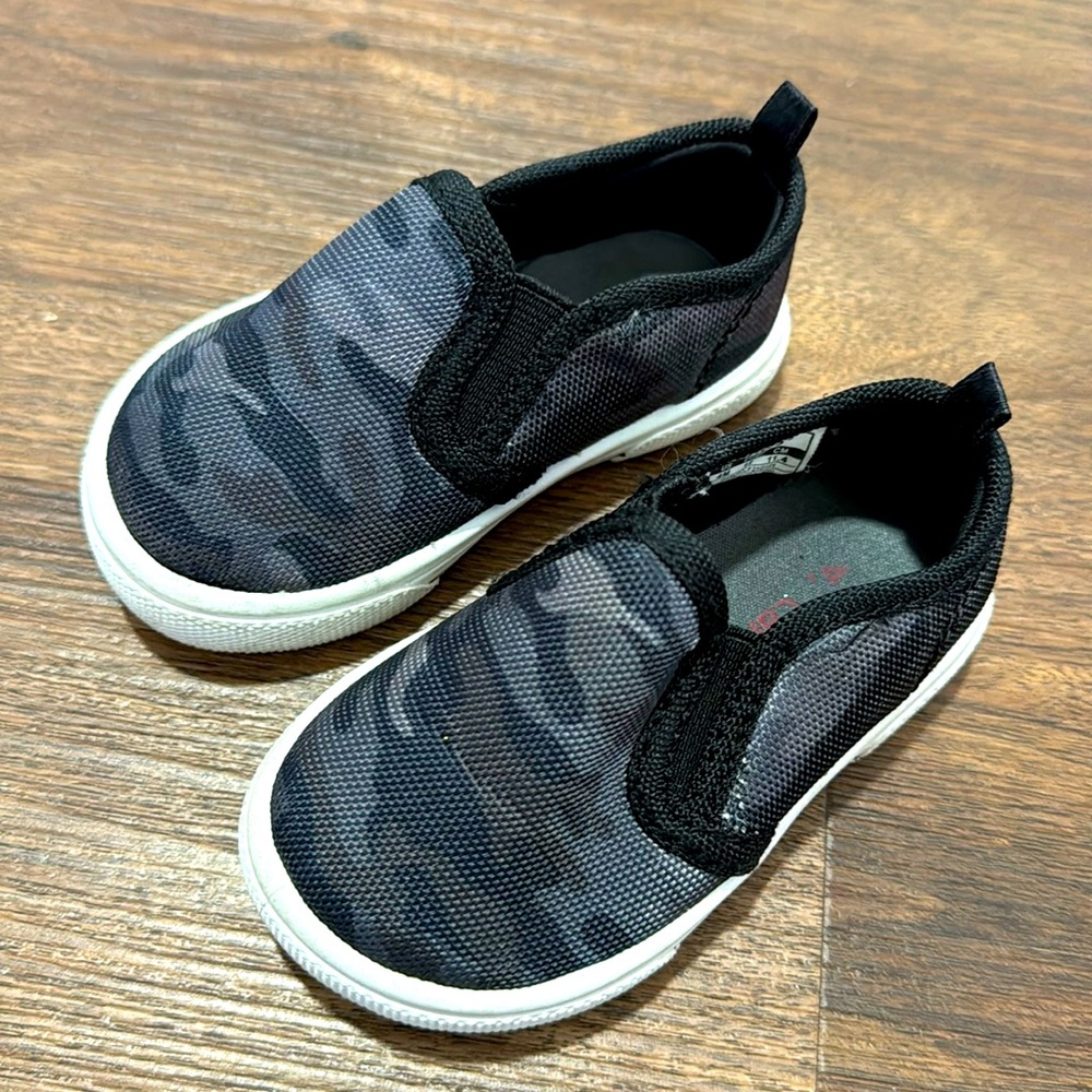 Carters size 4 baby slip on black and gray camouflage shoes